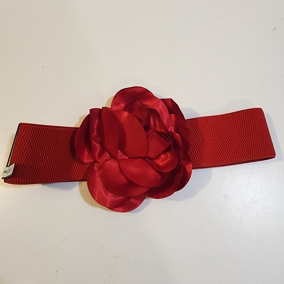 NOIR Red Women's Elastic Chiffon Flower belt - Picture 4 of 7